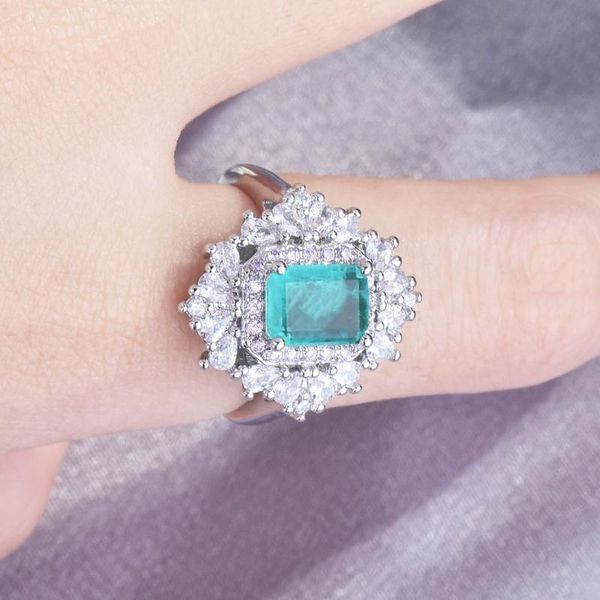 

wedding rings 2022 women's fashion emerald jewelrys ladyes vintage ringstemperament elegant luxury gift, Slivery;golden