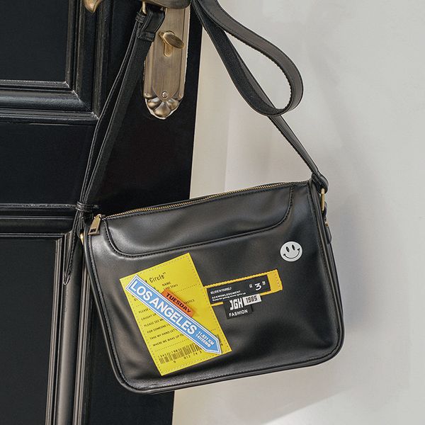 

Wholesale factory leather bag street personality badge hipster shoulder bags large capacity wear-resistant leathers backpack college style black fashion handbag, Black-3590
