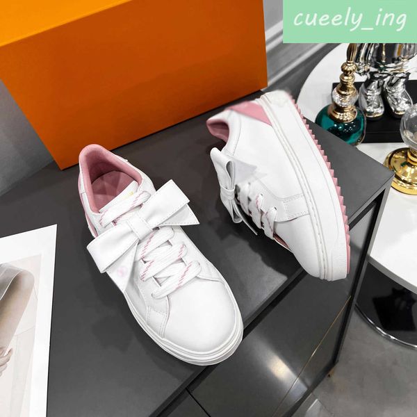 

022 female luxurys casual shoes designer shoes white printed letters calfskin non-slip bottom sports pink blue running shoes, Black