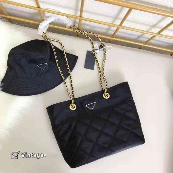 

2022 luxury bags black gold medieval chain vintage wandering bag net red same in