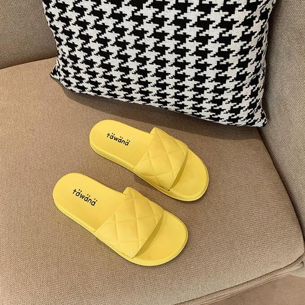 

2022 foreign trade women's slipper shoes summer new explosion models casual and comfortable one-word slippers beach wear women's d, Black