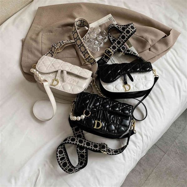 

exotic pearl chain net red single shoulder armpit bag saddle 80% off outlet online