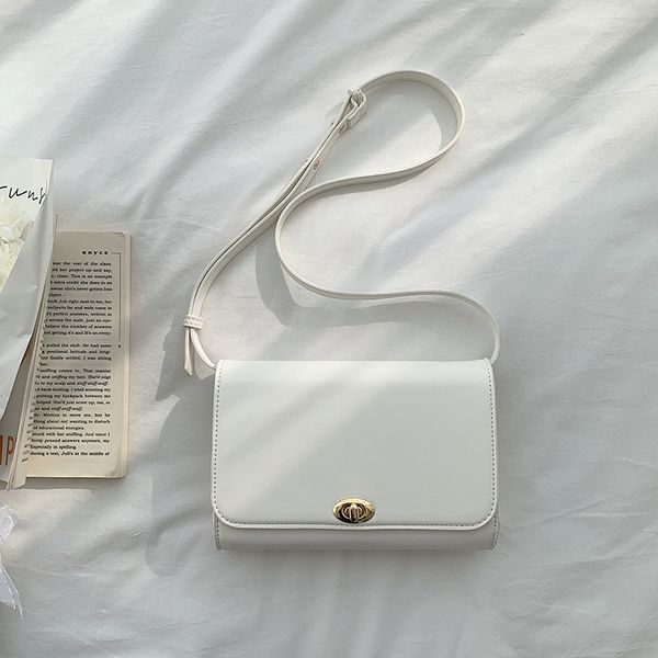 

designer bag shoulder crossbody bag with solid color and metal buckle 21cm