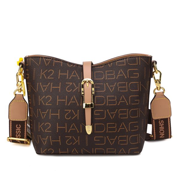 

designer tote bag printed bucket large-capcity feamle retro handbag in pu with practical and luxury style