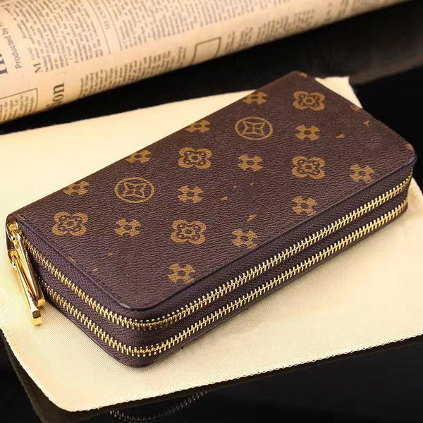 

2023 new shoulder messenger bag ladies leather clutch men's bag