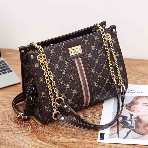 

women's new fashion chain leather large capacity lock hand simple women clearance outlet sale