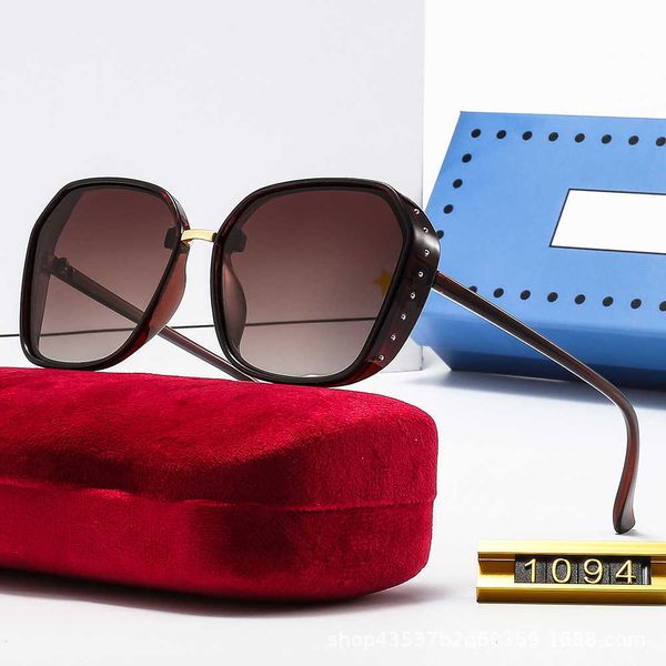 

luxury designer men and women stars same polarizing sunglasses personality gg round frame round face sunglasses riding trend 1094, White;black