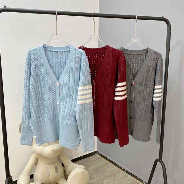

spring and autumn fried dough twist four bar sweater coat women's loose college style color contrast knitted cardigan, White;black