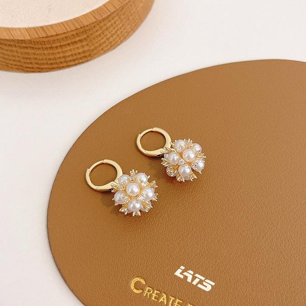 Lampadario pendente di lusso placcato oro reale con perla zircone orecchini pendenti per le donne francesi super fata brincos gioielli eleganti di moda
