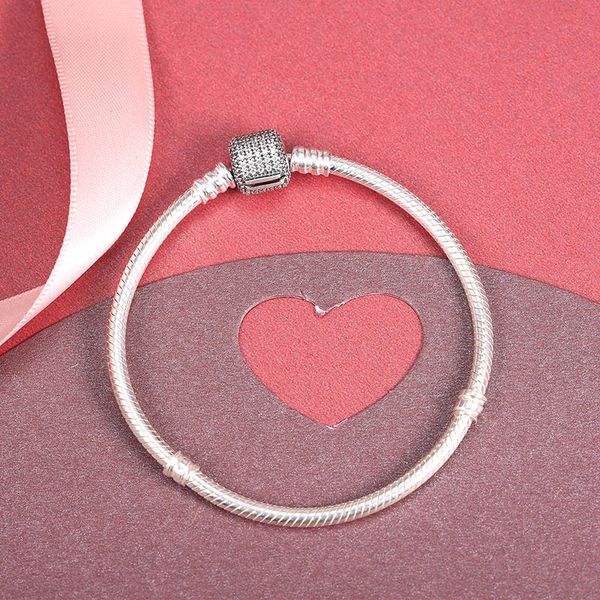 Mujeres Niñas Regalo de boda Diseñador Charms Pulsera Plata de ley 925 Cadena de serpiente con caja original para Pandora Moments Pulsera con cierre de pavé brillante