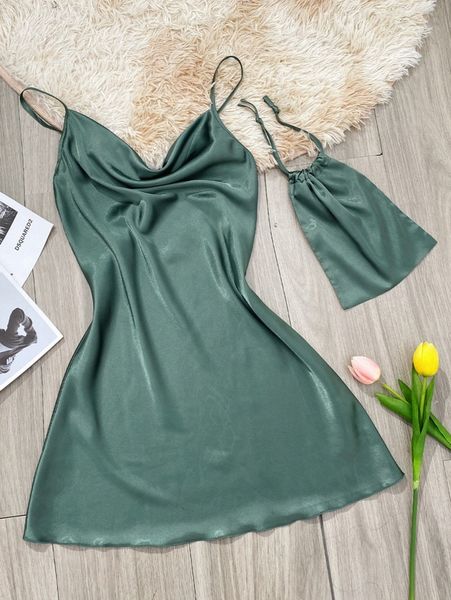 

backless satin night dress with storage bag r1vs#, Black;red