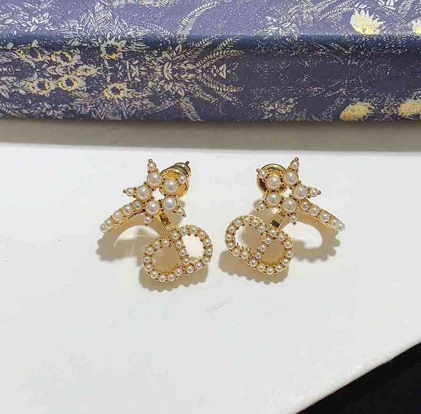 

pearl earrings inlaid with star, Silver