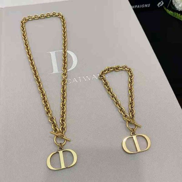 

d family temperament simple thick chain letter 2022 luxury brand fashion design versatile ladies bracelet, Black