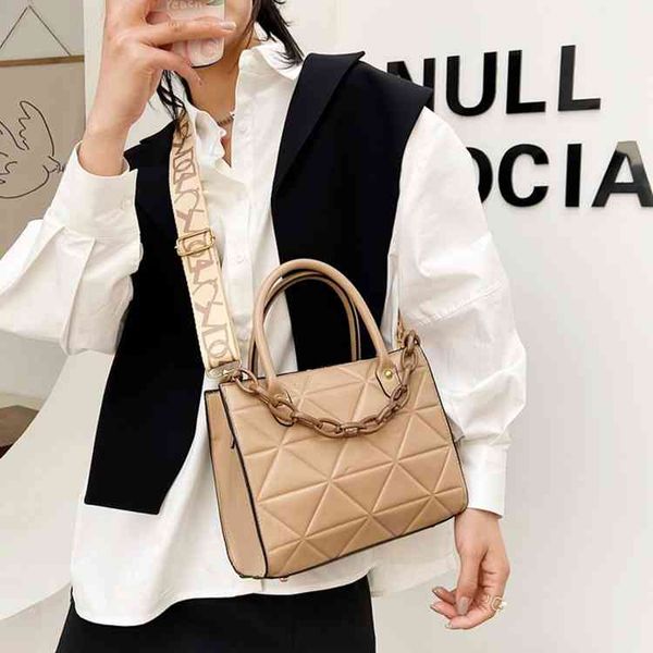 

women bags chain handbags digner for 2022 fashion color female large crossbody shoulder for messenger bag