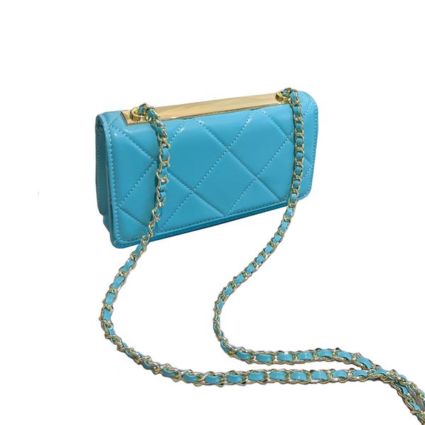 

flap bag woc metal chain new fashion famous brandclassic style elegant and delicate leather soft feel super good the colors are super stylis