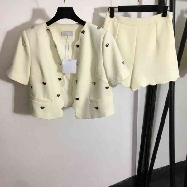 

womens two piece pants short suit heart button short-sleeved cardigan jacket and ruffled shorts 2 piece sets luxury designer tracksuits, White