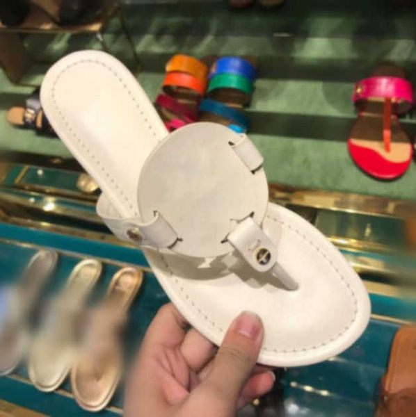 

yucheng01 original style luxurys designer slipper women brands open toe flip flop sandals 2021 summer classic fashion flat anti-skid slipper, Black