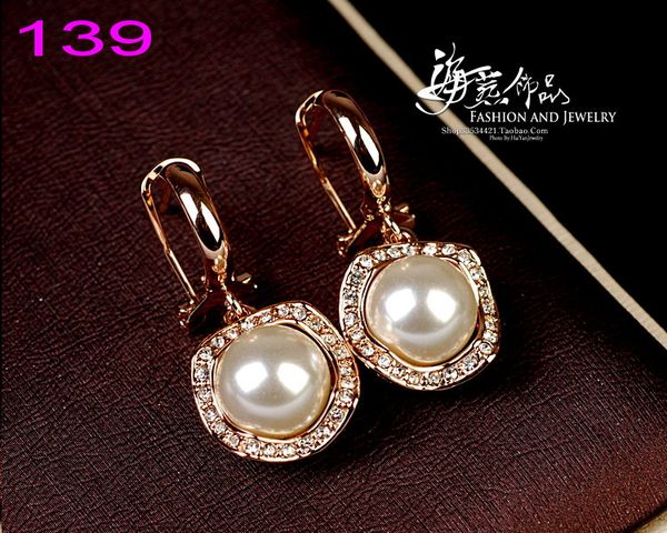 

new designed earring stud gd letters pearls pendants copper 18k gold plated anti allergy women's earring ladies designer jewelry, Golden;silver