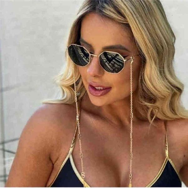 

sunglsses v fshion roun frme metl hin sme hnging sunglsses, White;black