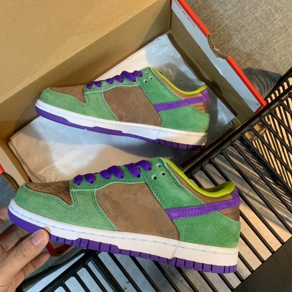 

2021 men women running shoes basketball shoess sb low pro qs dancing bear valentine's day limited sports shoes chunky strange love unc, Black