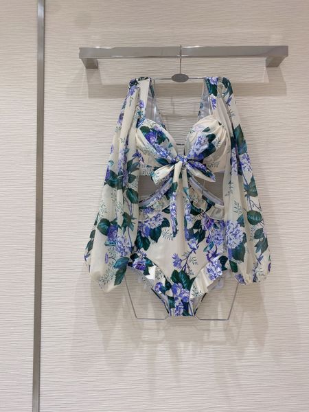 

2022 high end quality custom holiday series women's swimsuit, White;black