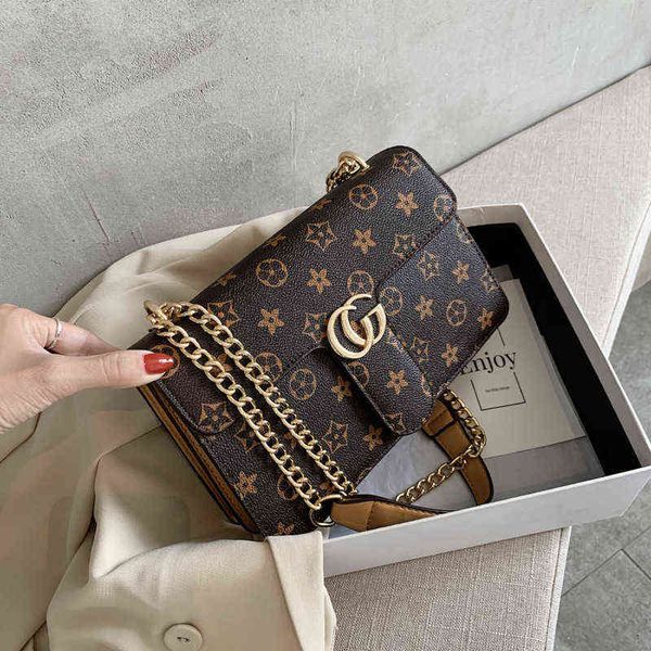

handbag 2023 new bag trend women's messenger printing chain shoulder