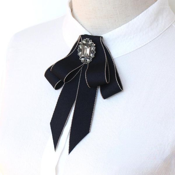 Laço laços de tecido artesanal Treça de estilo britânico Fita Bowknotnot Camisa de casamento Broches Cravat para mulheres e homens acessórios Fred22
