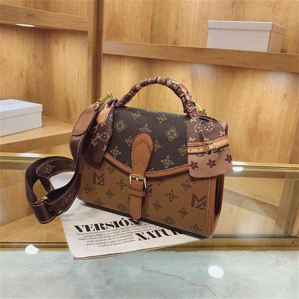 

red advanced texture fashion printed women's foreign style messenger portable one versatile clearance outlet sale