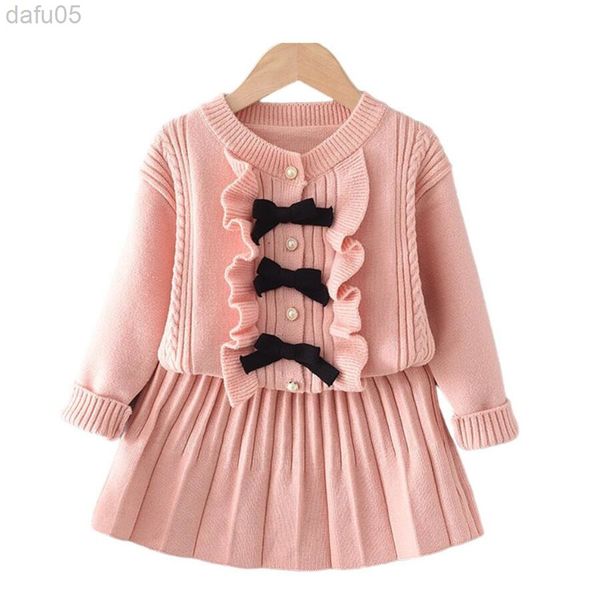 

baby girls bow cute clothes fits 2022 new fashion winter knitted sweaters and skirt outfits princess children clothes 2-6y l220808, White
