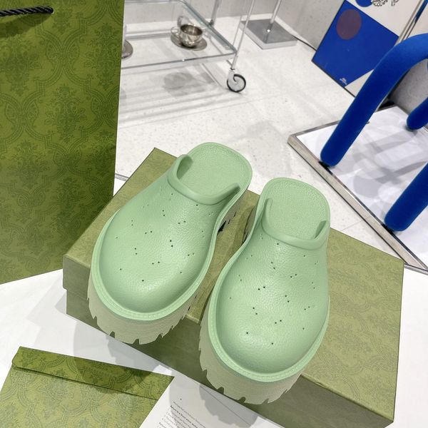 

oa031 designer men slip-on sandal women hollow platform sandals designer slippers jelly colors high heel summer rubber lug sole mules 35-45, Black