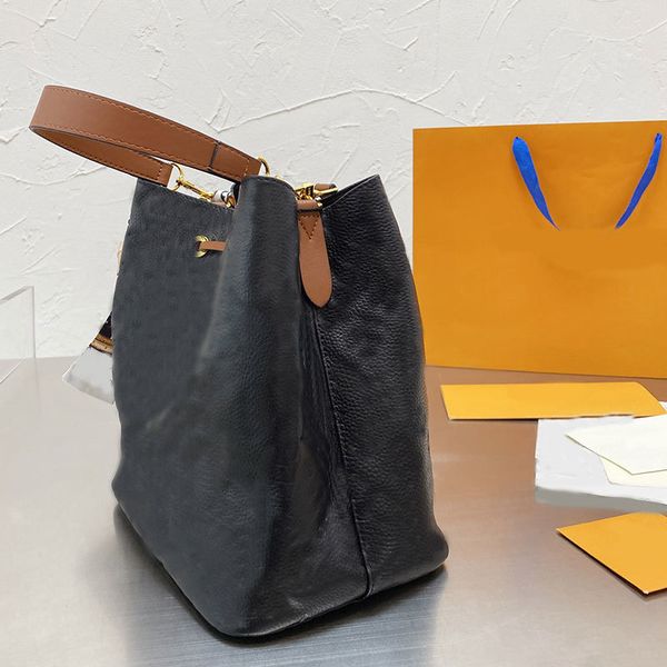 

multi pochette large capacity real leather bag women luxurys designers bags 2022 handbags purses tote 19 handbag flap zhouzhoubao123 od7w