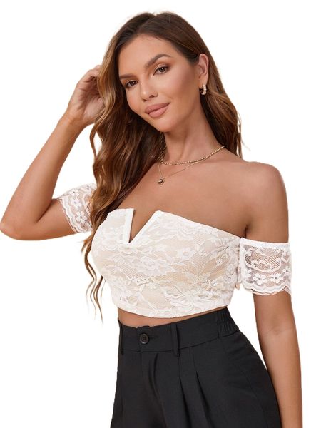 

v. wired o.ff s.houlder lace t.op j3hf#, White