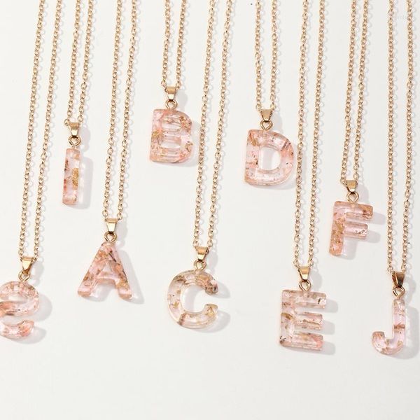 Anhänger Halsketten Trendige Acryl-Rosa-Goldfolie-Halskette für Damen 26 englische Buchstaben Transparente Legierung Schmuck Mädchen Elle22