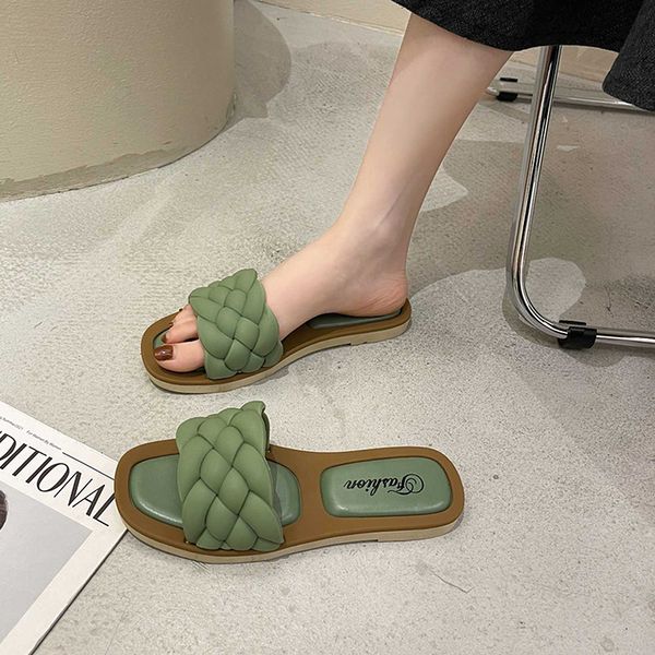 

2022 slippers women shoe flats summer women slippers fashion slippers slip on 2cm heel flats casual 36-40, Black