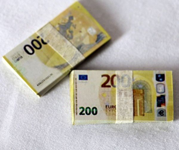 Atacado 50% tamanho euro prop clipe de dinheiro carteira copiar jogos nota falsa eur 100 50 notas papel jogar notas filme adereçosrfgx