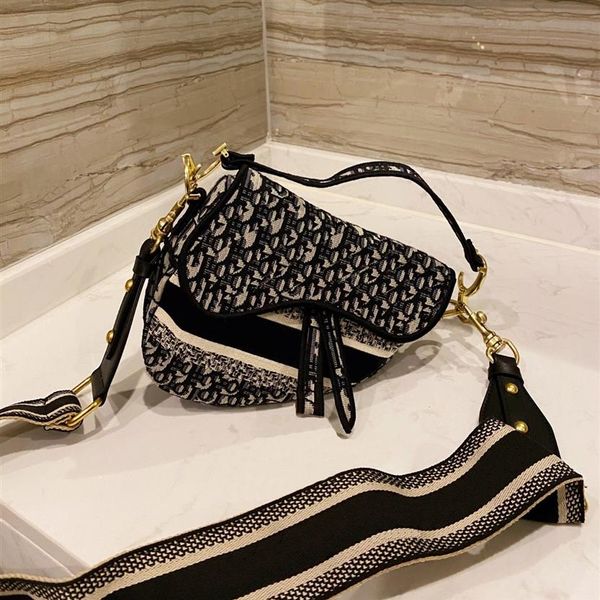 

new luxury 3a famous brand ladies bag retro messenger bag handbag star celebrity inspiration embroidery shoulder bag253c, Red;black