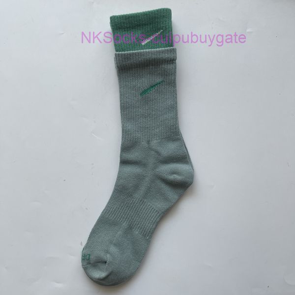 

classic fashion men socks hook brand color stitched men's women's long tube sports training sock street couple middle tubes luxury, Black