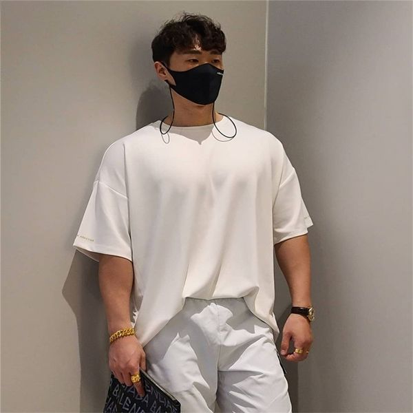 

men gym clothing fitness mens oversized t shirt outdoor hip hop streetwear loose half sleeve t-shirt bodybuilding tshirt 220706, White;black