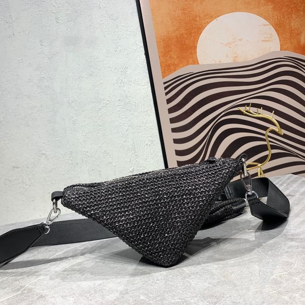 

2022 women spring summer new style triangle bag fashion special