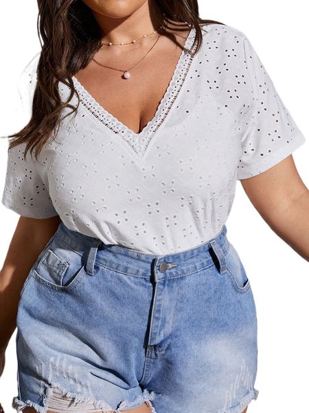 

plus guipure lace detail eyelet embroidered tee p2h0#, Black