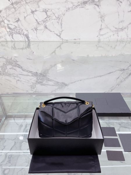 

designer bags autumn and winter fashion luxury women's bags shoulder messenger bag chains comfortable leather feeling trendy matching