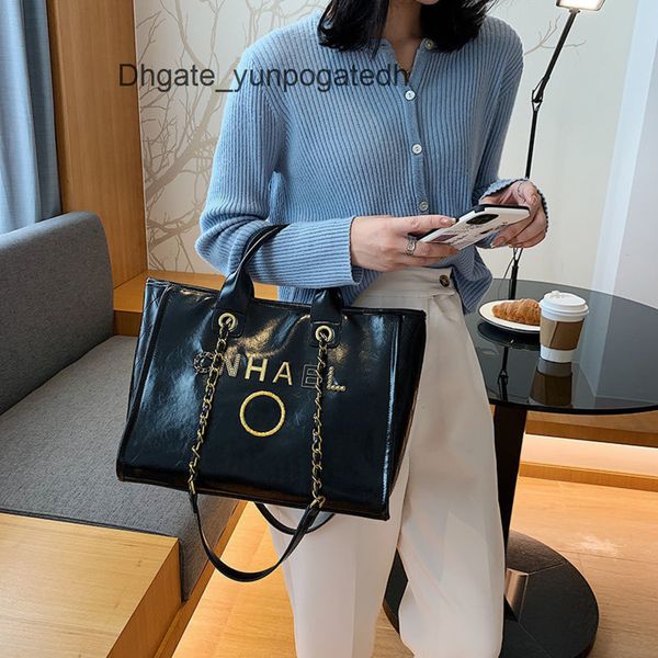 

designer luxury classic handbags women's beach bags brand ch metal badge tote bag small mini evening handbag female capacity large leat, Black;red