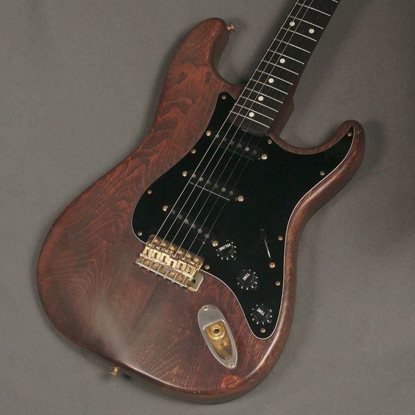 

st62-115wal #gg7nb electric guitar