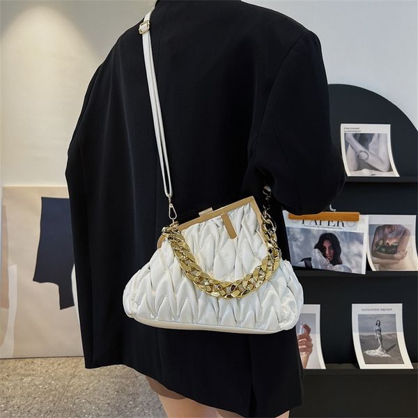 

64% off 2022 new designer bags women's spring and summer fashion foreign style cloud chain hand-held dumpling net red embroidered line