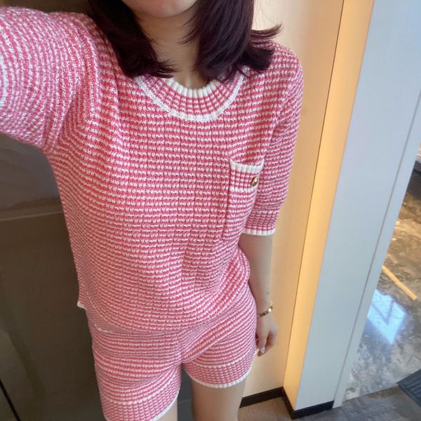 

two piece dress designer 22 spring and summer french little fragrance celebrity style short sleeve round neck t-shirt shorts two-piece sweat, White