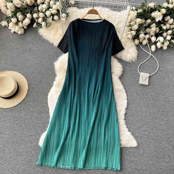 

casual dresses hong kong chic skirt 2022 summer niche design feeling gradually changing color loose chic dress women c4t6, Black;gray