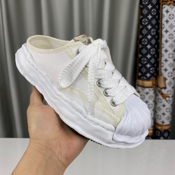 

designer boots rhyton vintage sneakers mens womens multicolor casual shoes platform daddy sneaker chaussures luxurys runner trainers 0617, Black