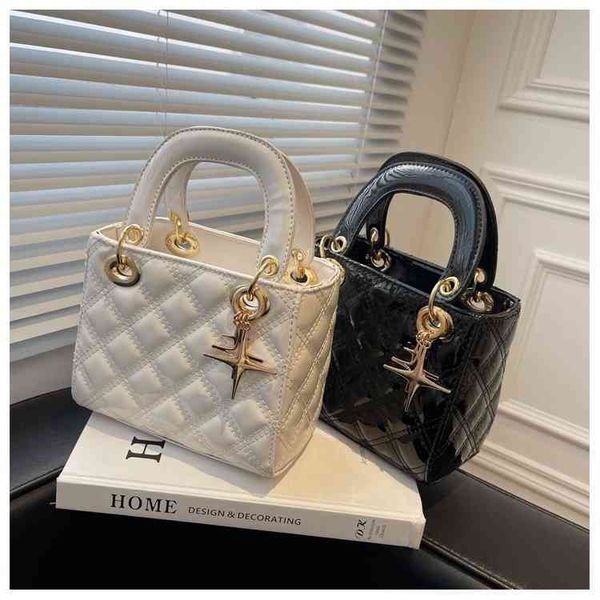 

50% off spring embroidered women's simple style handbag new luxury design bags