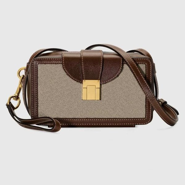 Classico Unisex Crossbody Bag Back Flap Brown Pratica Mini Pochette Pochette Lettera Stampa Doppio incantesimo In Pelle In Pelle Gold Metal Fibbia Rimovibile Spalla Straw Designer Designer