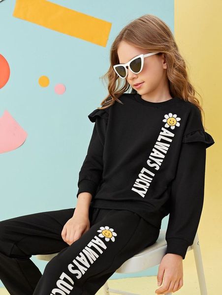 

girls' letters and printed ruffle pullovers and panties she, White